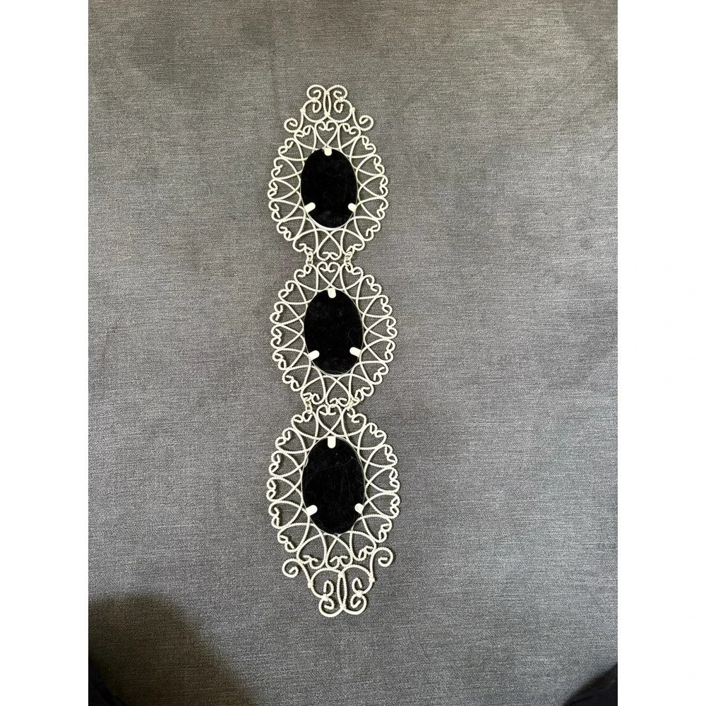 Vintage Set Of 3 Ivory Round METAL Lace Hanging Victorian Picture Frames